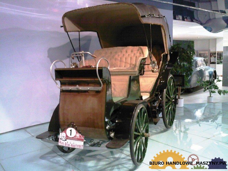 Prezydent, pierwszy samochód produkcji Nesselsdorfer Wagenbau z roku 1897 - Muzeum Techniki Tatra w Koprzywnicy.